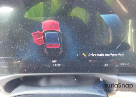 2023 BMW 330I xDrive z USA, uszkodzony, nr VIN 3MW89FF09P8D19011